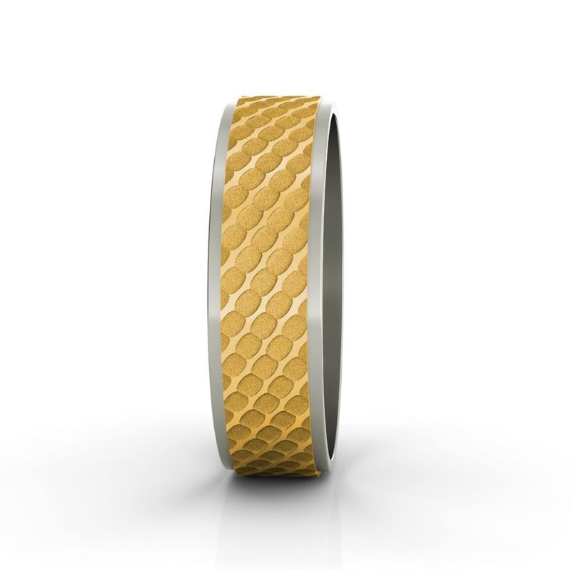 A Berkeley 14kt gold wedding band crafted with a honeycomb pattern.